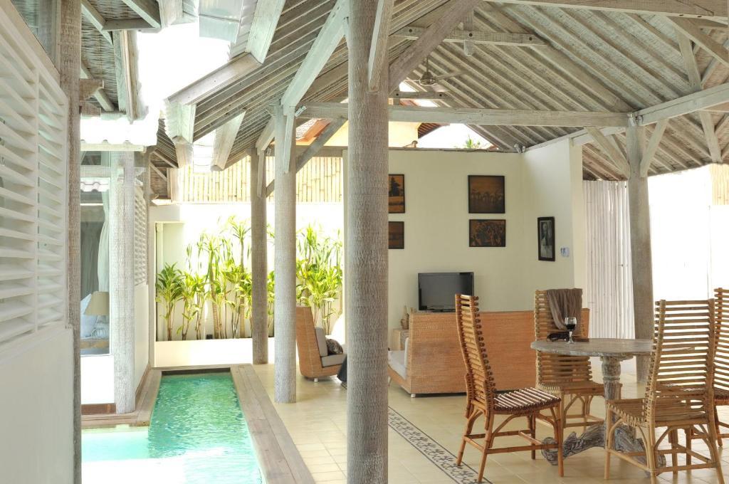Villa Laksmana Hideaway 2 - Surrounded By Water- 2Bd Villa With Fantastic Pool! 세미냑 객실 사진
