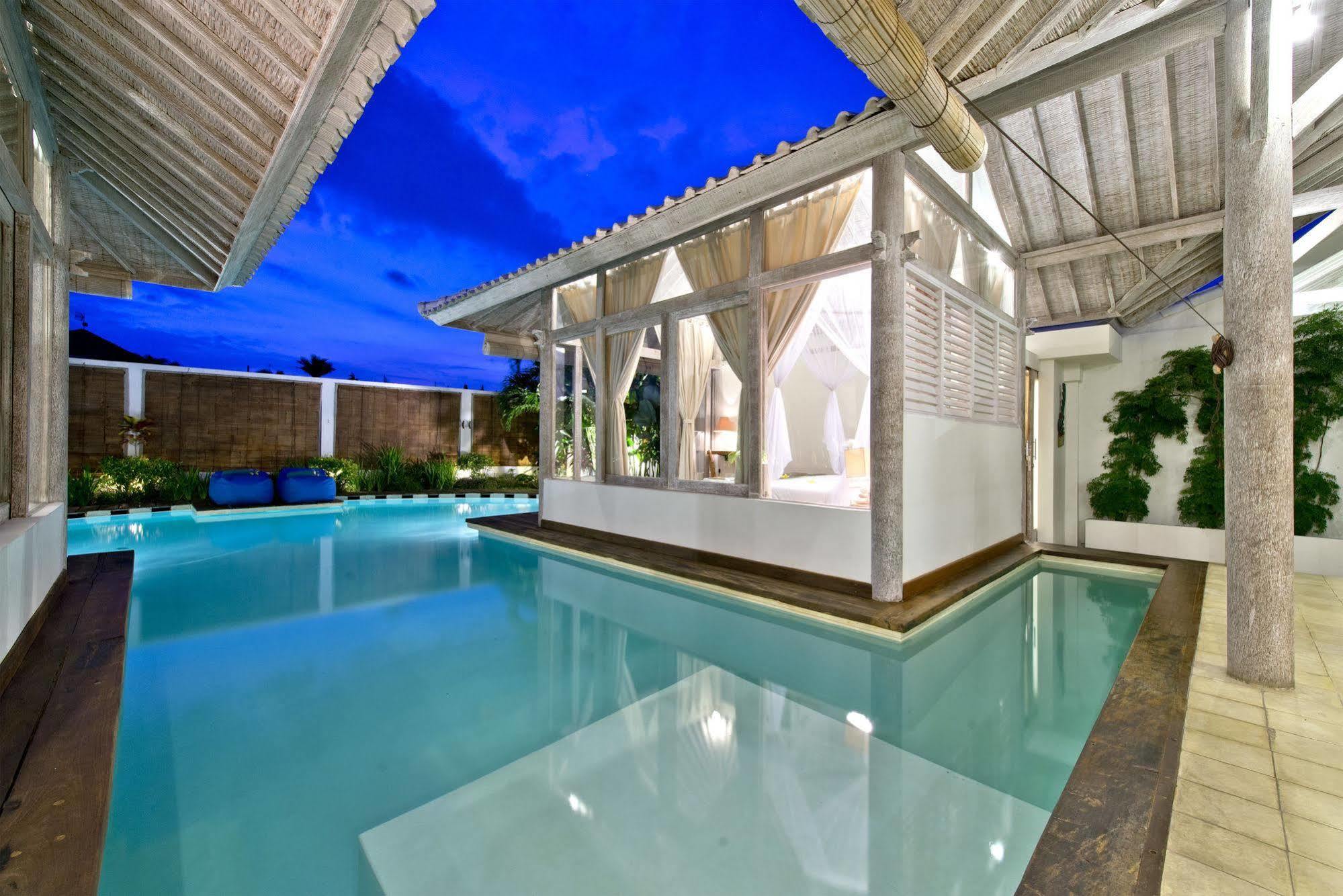 Villa Laksmana Hideaway 2 - Surrounded By Water- 2Bd Villa With Fantastic Pool! 세미냑 외부 사진